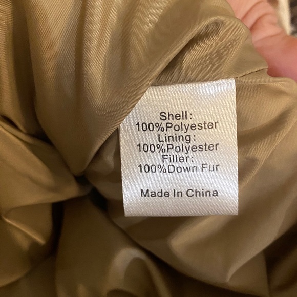 Tuckernuck Quilted Floral Ditsy Patchwork Down Puffer Jacket Women’s Medium - Picture 8 of 9